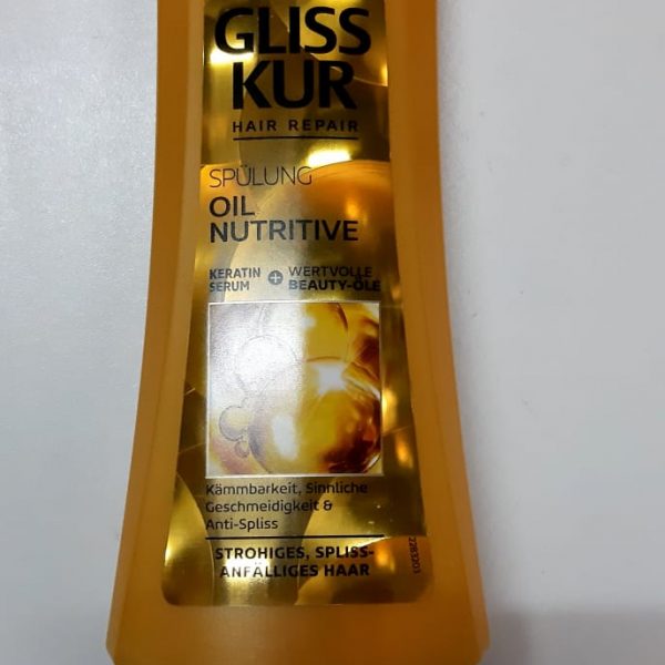 Gliss kur sampon ptr femei ptr par cu fire despicate ,deteriorate250 ml
