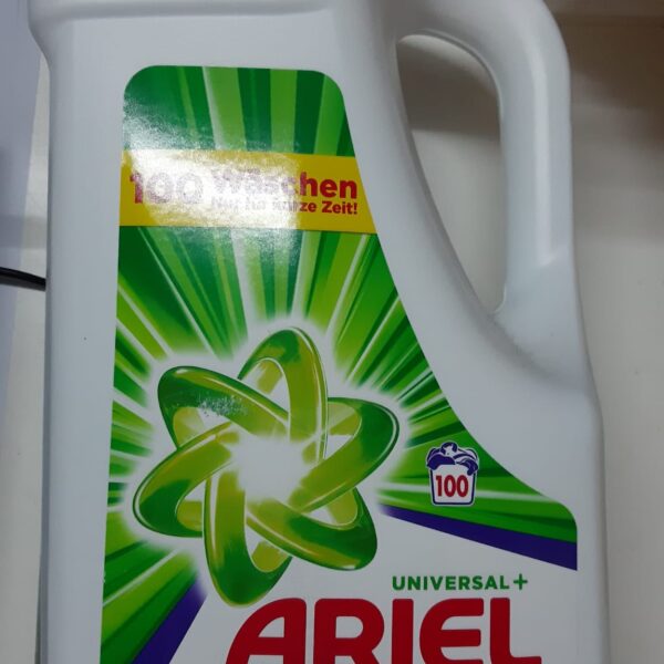Ariel lichid pentru haine albe ptr 100 spalari 5.500 ml