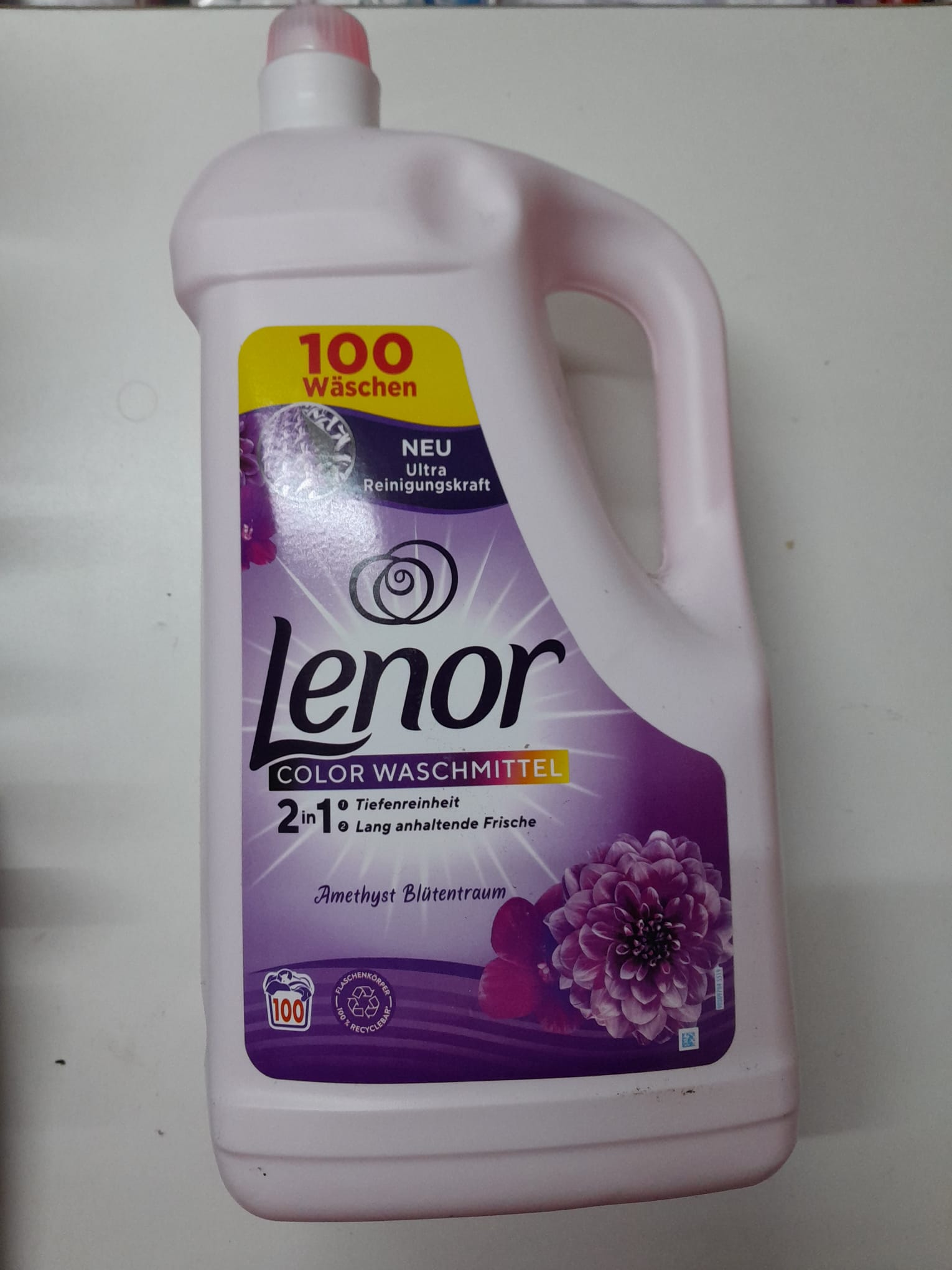 Execute layer May Lenor detergent lichid pentru haine color, 100 de spalari, contine balsam –  dianagermania.ro