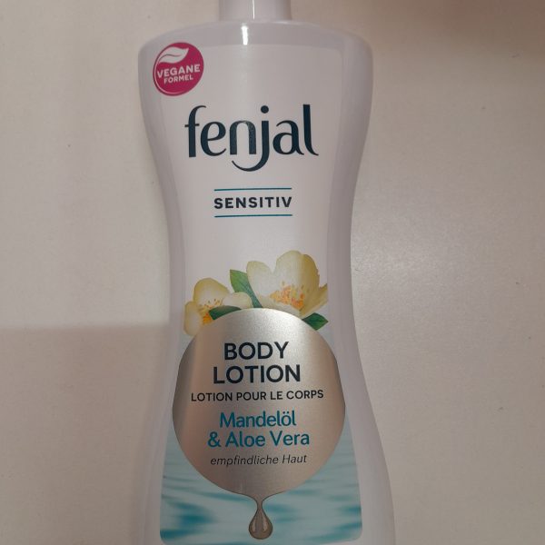 FENJAL sensitive lotiune corp pentru piele sensibila cu ulei de migdale si aloe vera 400 ml